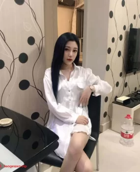 强烈推荐骚骚骚服务又好的兼职妹子