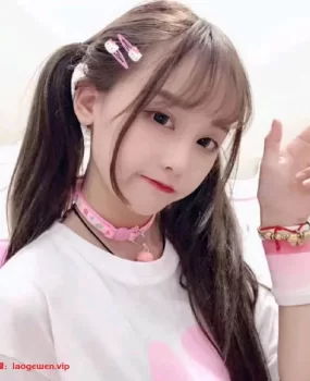 贵阳兼职小嫩妹，新鲜出炉，可接吻